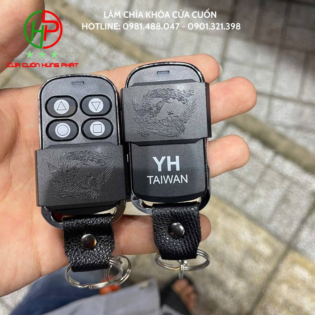 Làm chìa khóa cửa cuốn