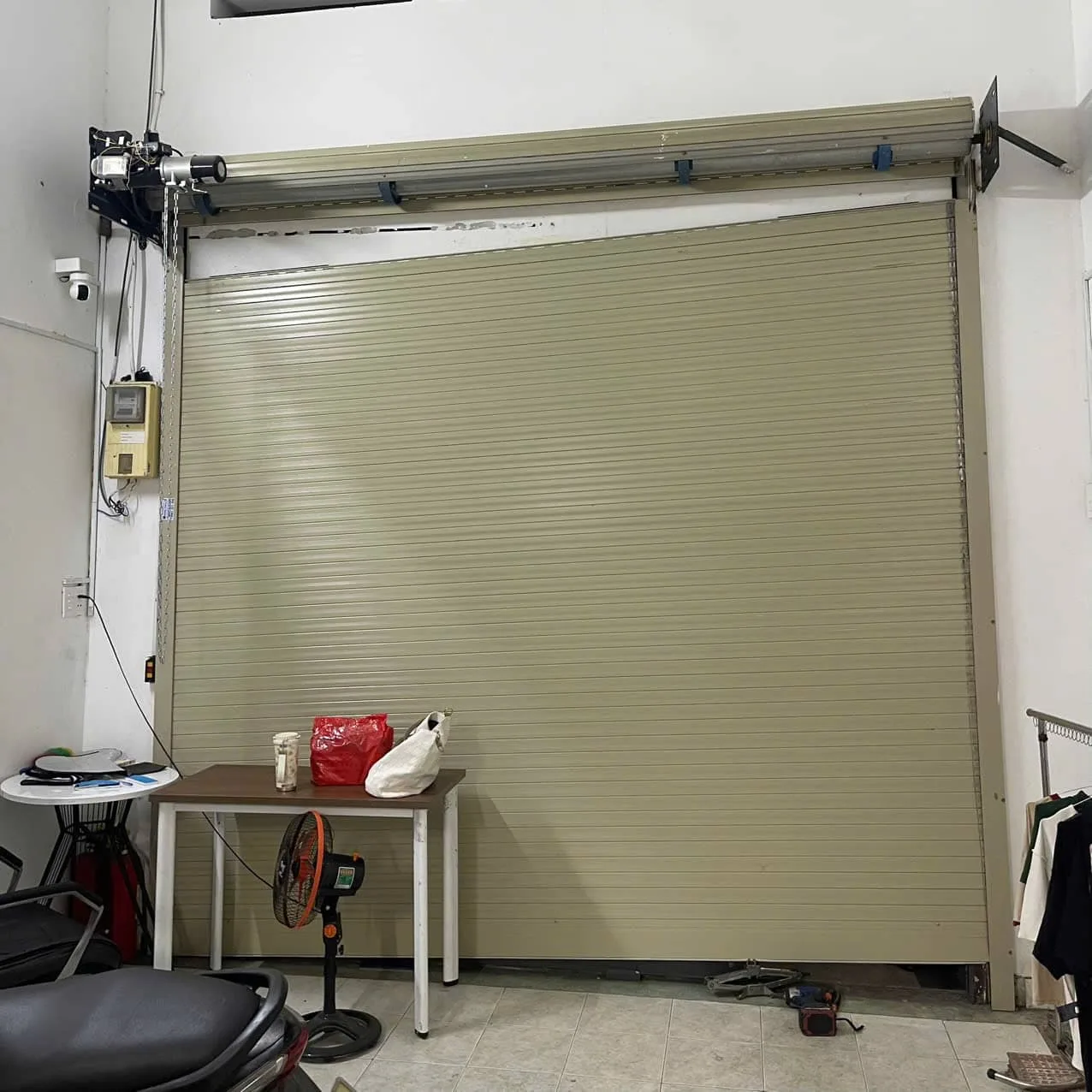 Sửa Cửa Cuốn Tân Phú Giá Rẻ_Cấp Tốc 24/7【Có Thợ Sau 15P】 Sửa cửa cuốn Tân Phú