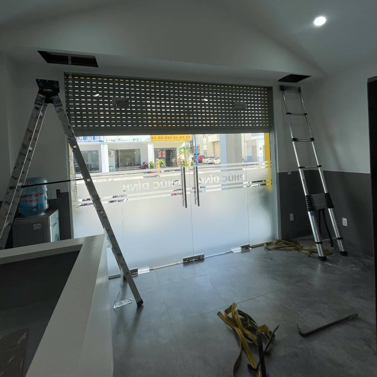 Công Ty Sửa Cửa Cuốn Quận 6 Giá Rẻ| Hỗ Trợ 24/7 | Có Thợ Sau 15P Gọi Sửa cửa cuốn quận 6