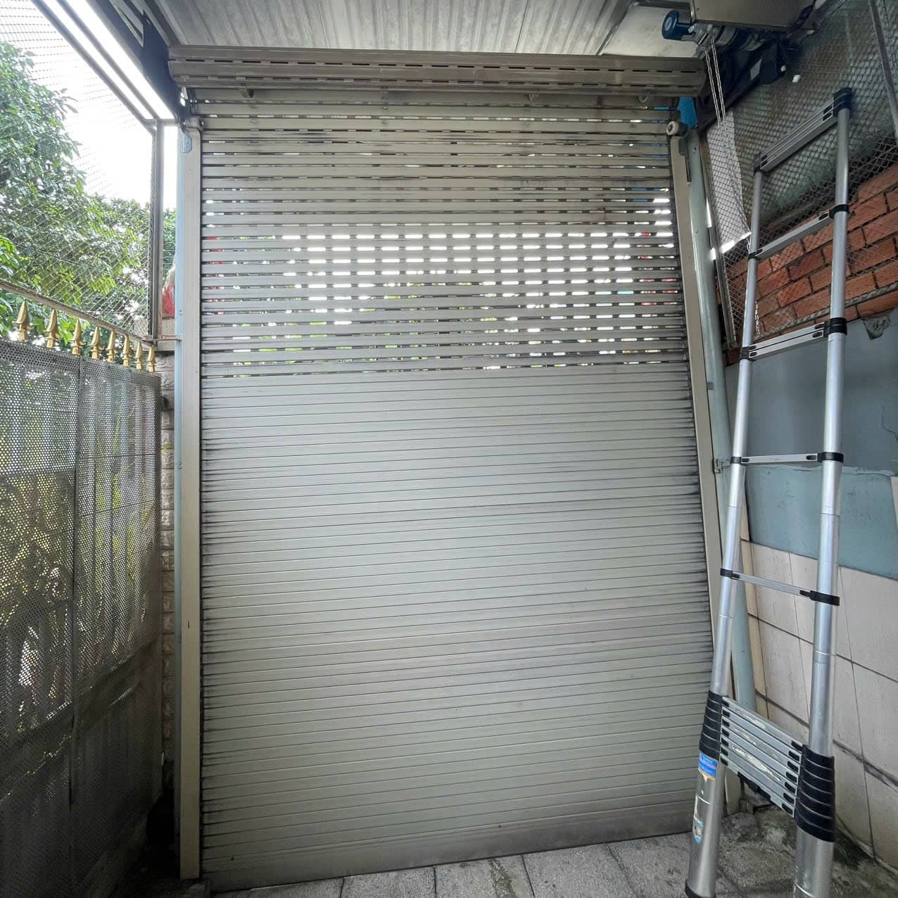 Sửa Cửa Cuốn Long Biên【Giá Rẻ_Uy Tín_Phục Vụ 24h|SALE 20%】 Sửa cửa cuốn Long Biên